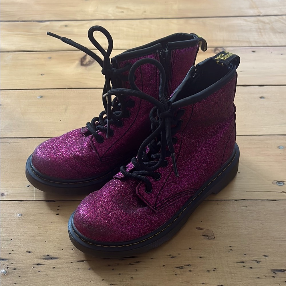 Toddler girls size 12 Delaney Magenta Pink Glitter Dr. Martens 🩷✨